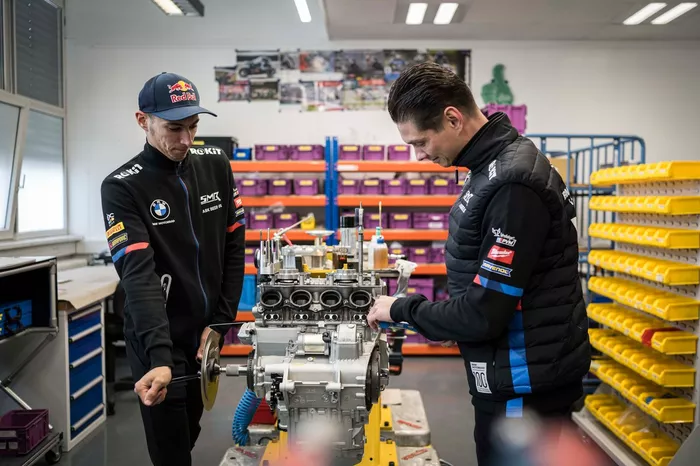 Toprak Razgatlioglu, Team BMW Motorrad WorldSBK, Michael van der Mark, Team BMW Motorrad WorldSBK