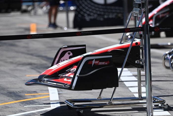 Haas VF-23 detalles técnicos