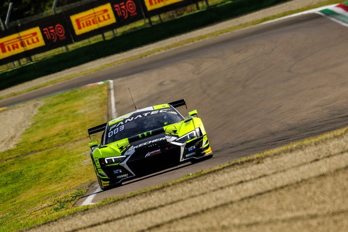 #46 Team WRT, Audi R8 LMS Evo II GT3: Nico Müller, Frédéric Vervisch, Valentino Rossi