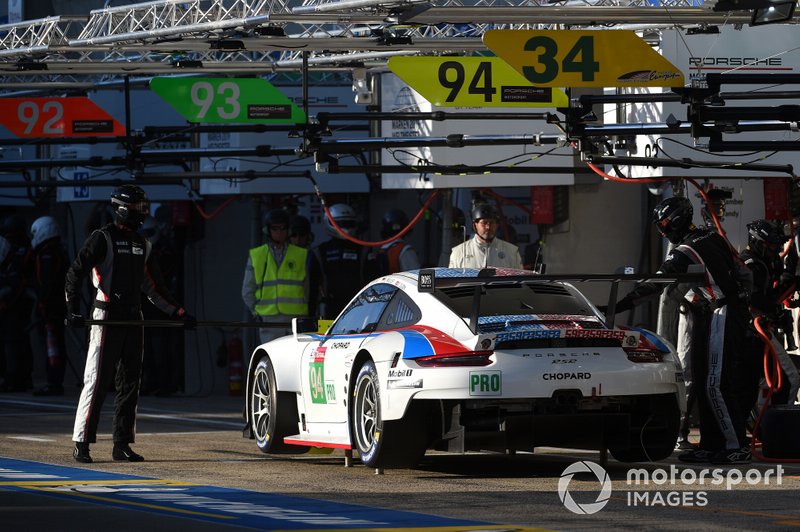 #94 Porsche GT Team Porsche 911 RSR: Sven Müller, Mathieu Jaminet, Dennis Olsen