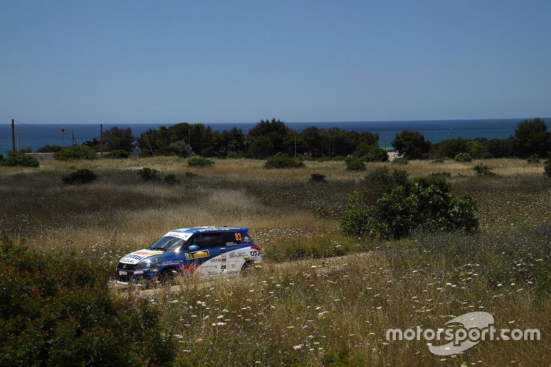 Roberto Pellè e Giulia Luraschi, Suzuki SWIFT 1.6 Sport R1, Destra 4