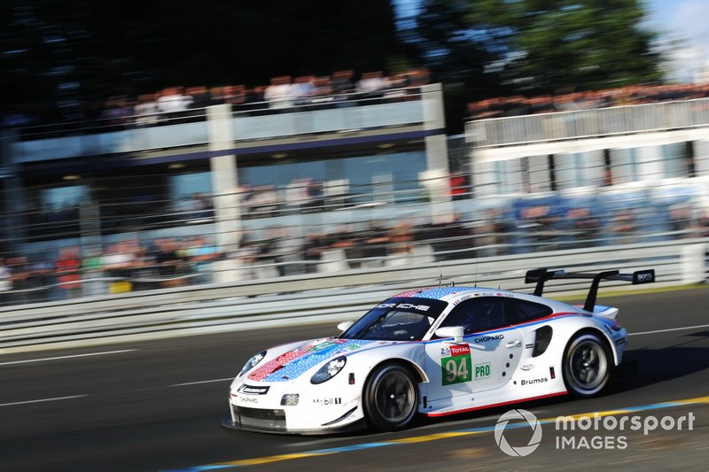 #94 Porsche GT Team, Porsche 911 RSR, Sven Muller, Mathieu Jaminet, Dennis Olsen