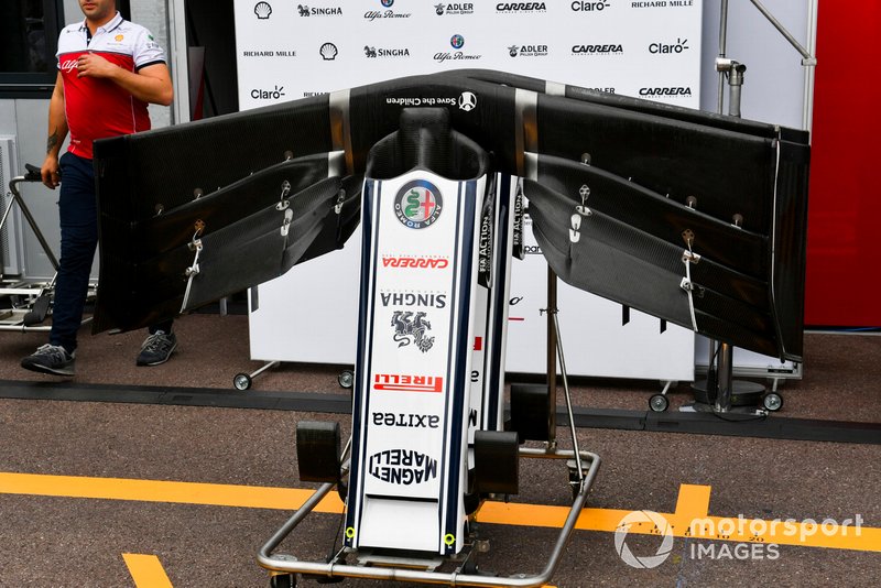 Переднее антикрыло Alfa Romeo Racing C38