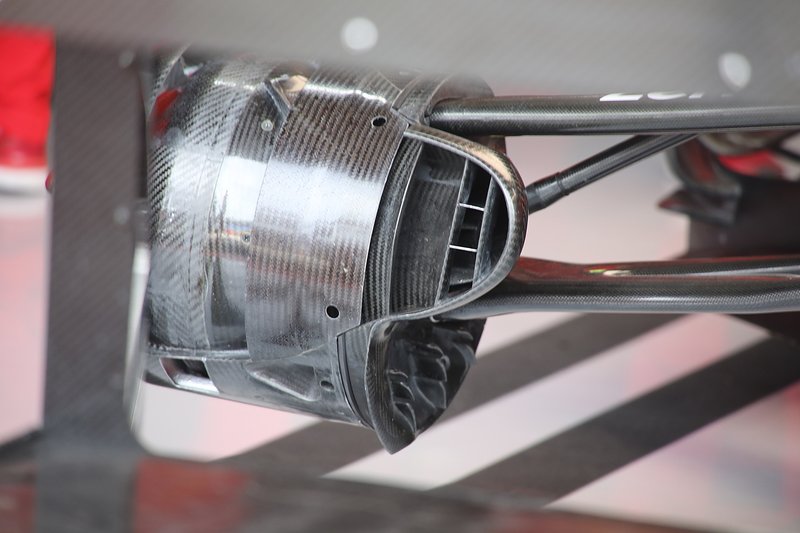 Detalle de la suspensión del Ferrari SF90