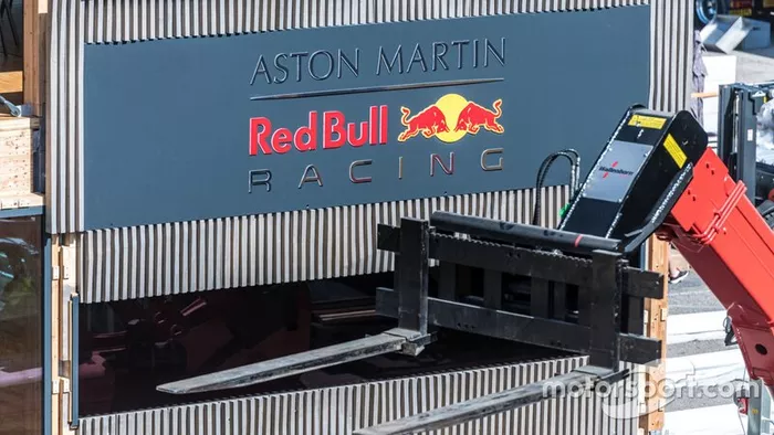Motorhome Red Bull Racing