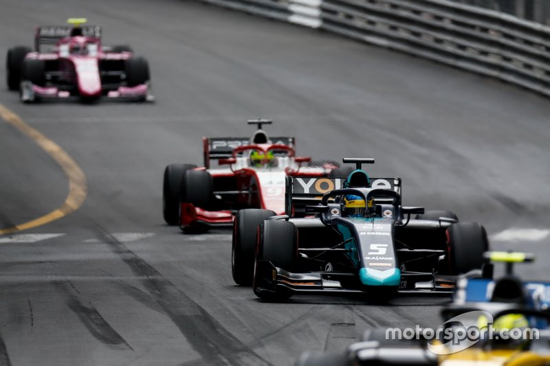 Luca Ghiotto, UNI Virtuosi Racing, Sergio Sette Camara, Dams and Mick Schumacher, Prema Racing