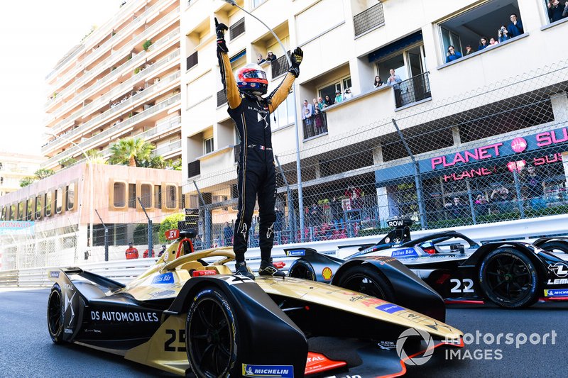 Race winner Jean-Eric Vergne, DS TECHEETAH, DS E-Tense FE19
