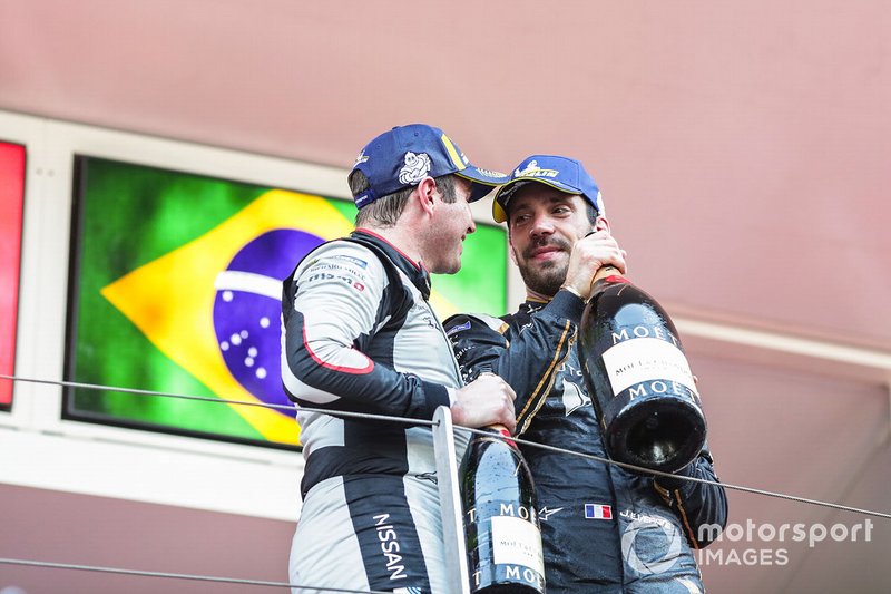 Jean-Eric Vergne, DS TECHEETAH celebrates victory on the podium with Oliver Rowland, Nissan e.Dams, 2nd position