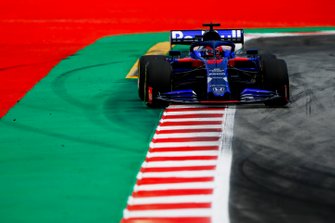 Daniil Kvyat, Toro Rosso STR14