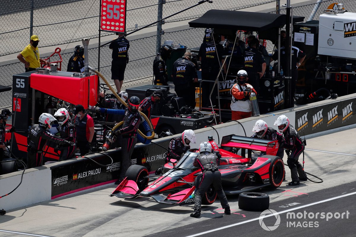 Alex Palou, Dale Coyne Racing with Team Goh Honda pit stop