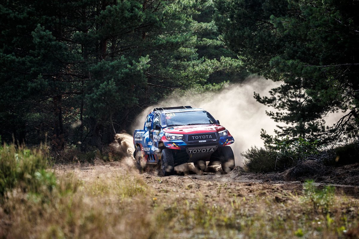 Kuba Przygoński, Timo Gottschalk, Toyota Hillux