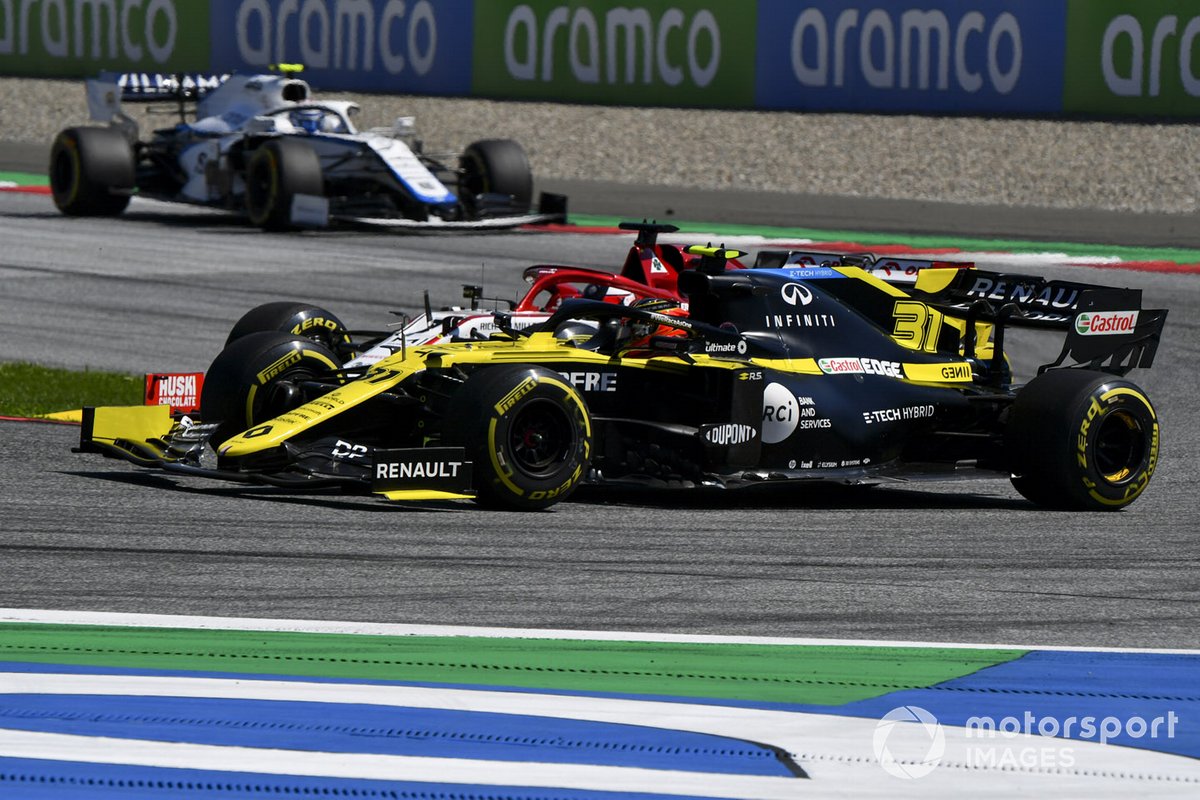 Esteban Ocon, Renault F1 Team R.S.20, Kimi Raikkonen, Alfa Romeo Racing C39
