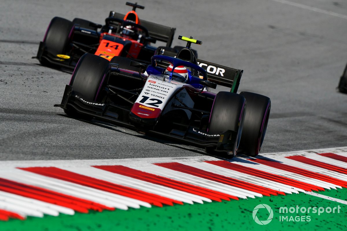 Pedro Piquet, Charouz Racing System, davanti a Nobuharu Matsushita, MP Motorsport