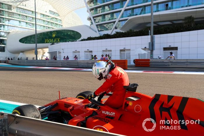 Sebastian Vettel, Ferrari, sufre un accidente en la FP1 de Abu Dhabi