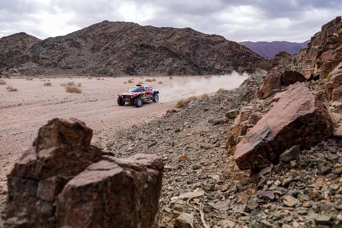 #302 JCW X-Raid Team: Stephane Peterhansel, Paulo Fiuza