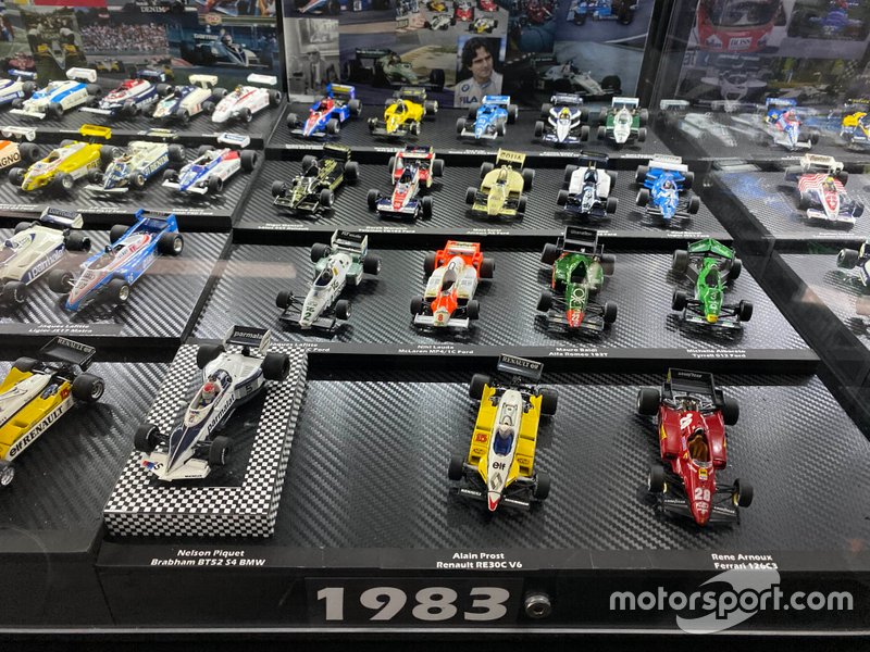 Colección de coches miniatura de F1