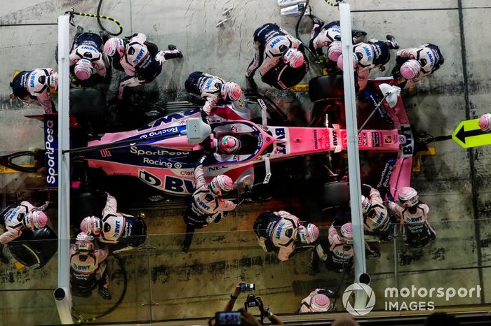 Sergio Pérez, Racing Point RP19, pit stop