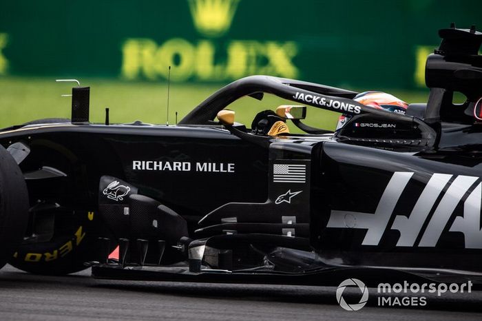 A Grosjean le informan de la bandera roja