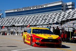 Joey Logano, Team Penske, Ford Mustang Shell Pennzoil