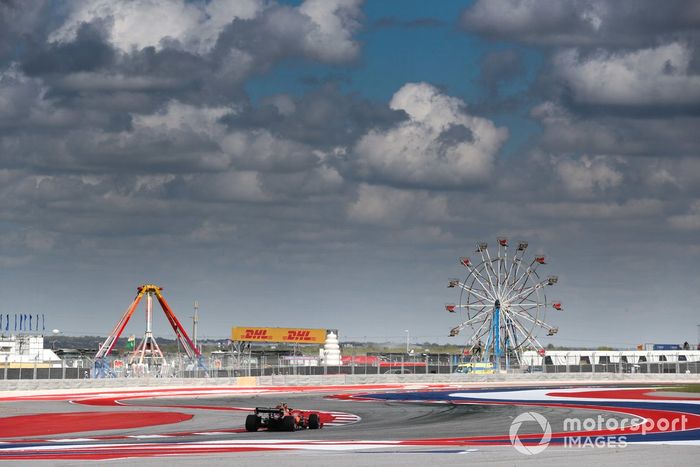 Carlos Sainz Jr, Ferrari SF21