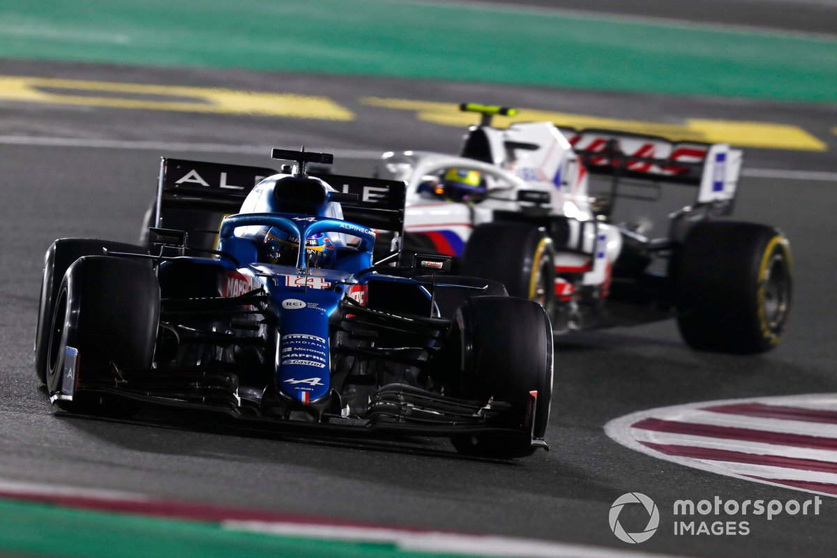 Fernando Alonso, Alpine A521, Mick Schumacher, Haas VF-21