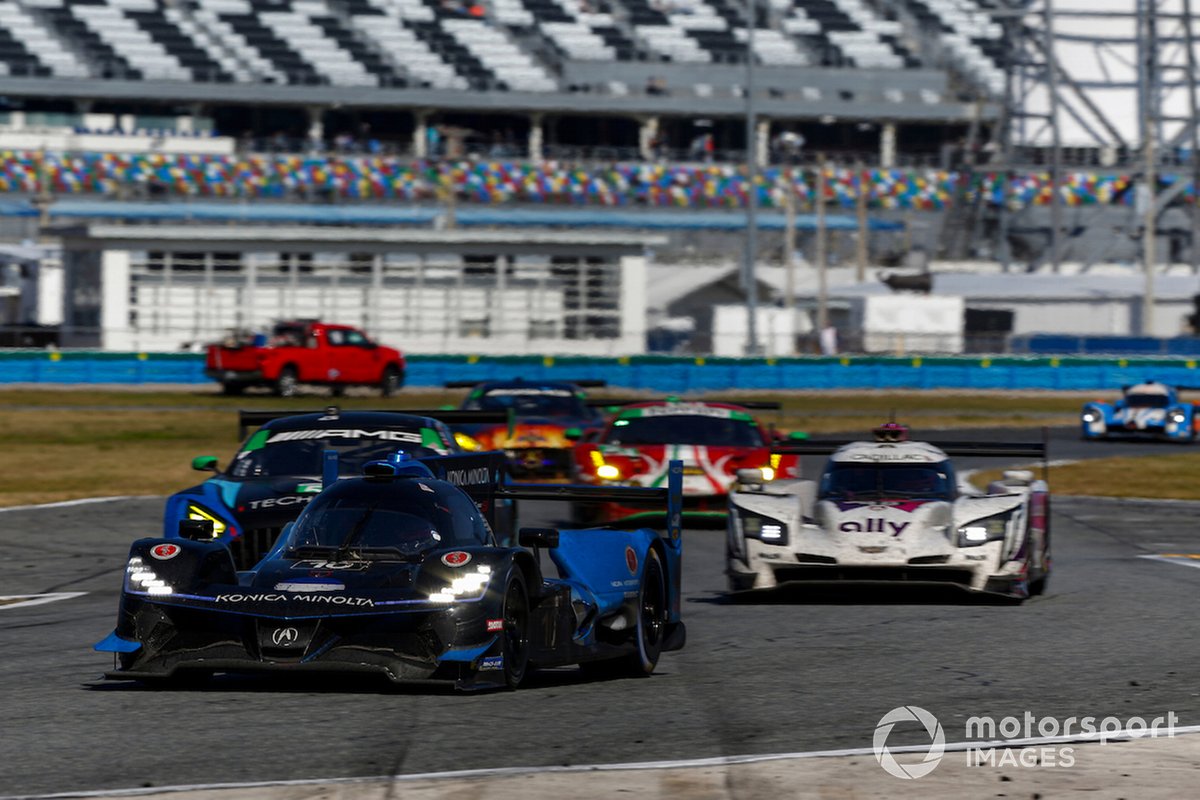 #10 Wayne Taylor Racing Acura ARX-05 Acura DPi: Ricky Taylor, Filipe Albuquerque, Alexander Rossi, Helio Castroneves