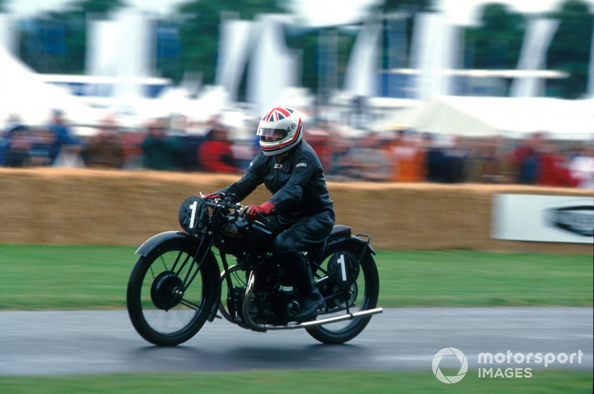At the 2001 Goodwood FOS, Murray took the chance to ride one of his beloved vintage motorcycles up the famous hill.
