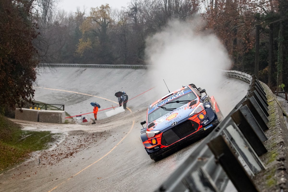 Ott Tänak, Martin Järveoja, Hyundai Motorsport Hyundai i20 Coupe WRC
