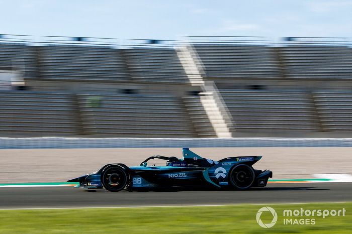 Tom Blomqvist, NIO 333, NIO 333 001