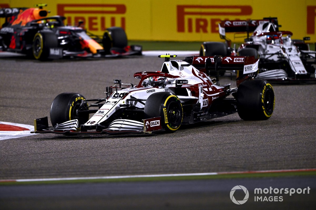 Antonio Giovinazzi, Alfa Romeo Racing C41, Kimi Raikkonen, Alfa Romeo Racing C41, and Sergio Perez, Red Bull Racing RB16B