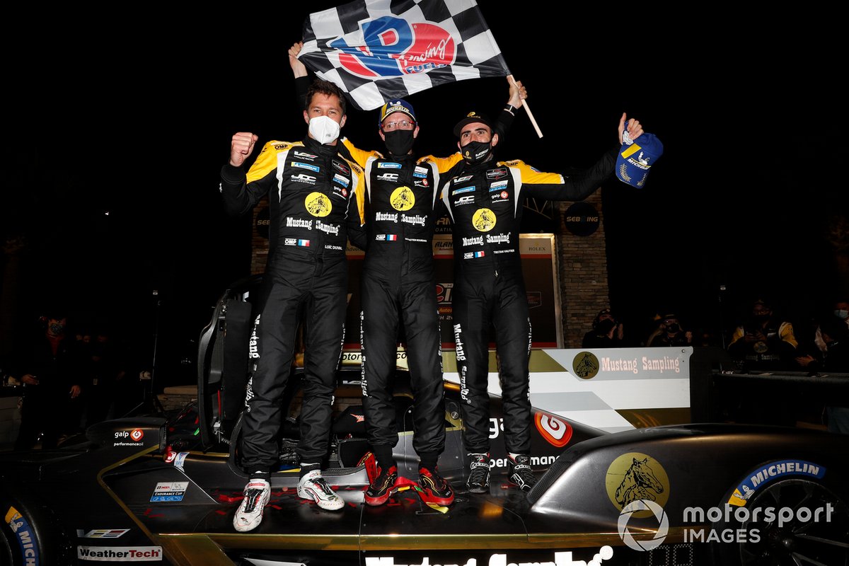 #5 JDC/Miller MotorSports Cadillac DPi: Tristan Vautier, Sebastien Bourdais, Loic Duval celebran la victoria en Sebring.