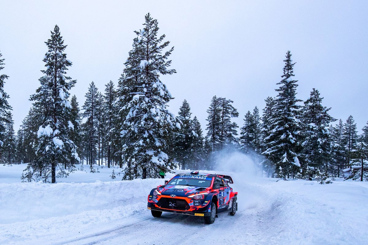 Pierre-Louis Loubet, Vincent Landais, Hyundai 2C Competition Hyundai i20 Coupe WRC