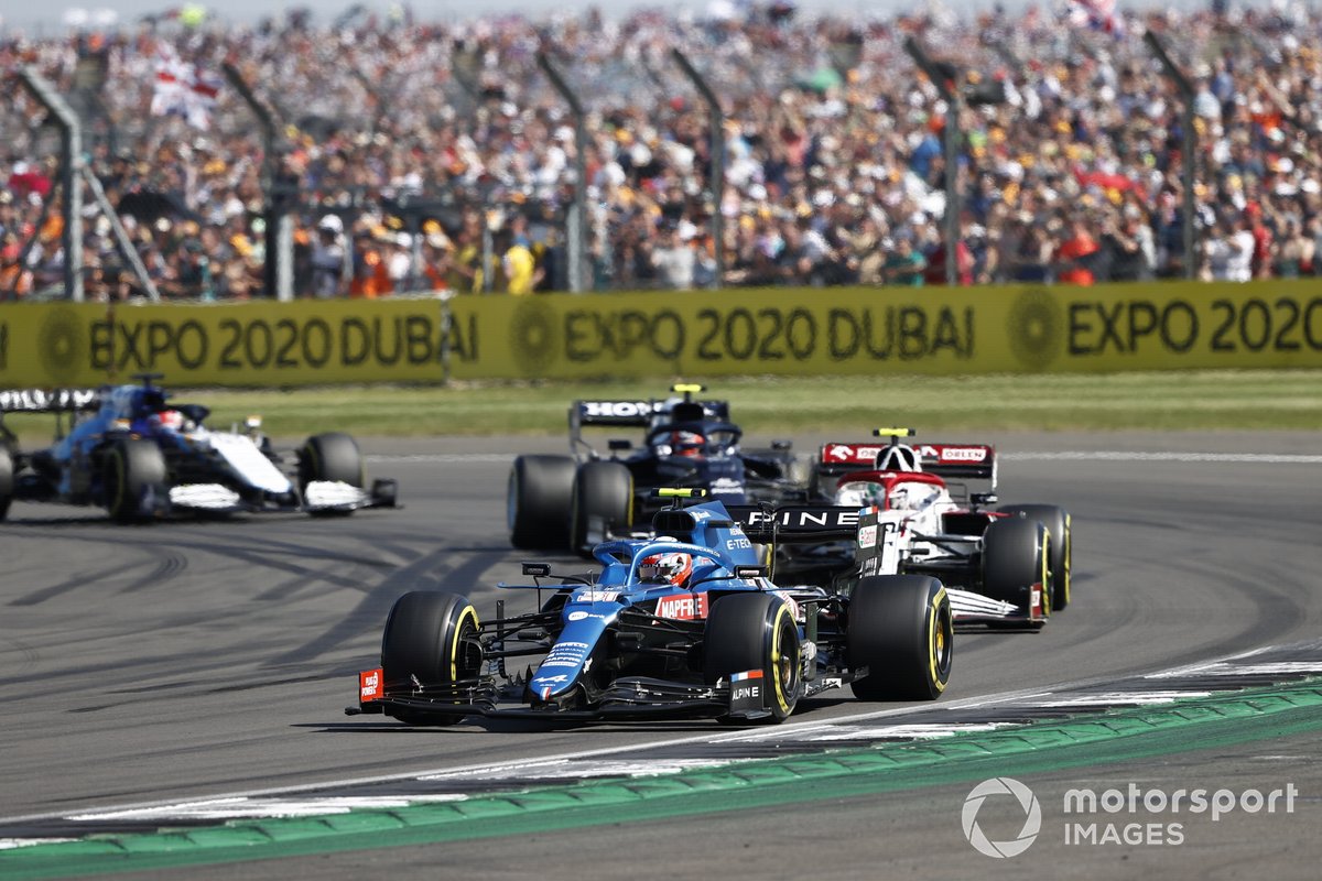 Esteban Ocon, Alpine A521, Antonio Giovinazzi, Alfa Romeo Racing C41, and Pierre Gasly, AlphaTauri AT02