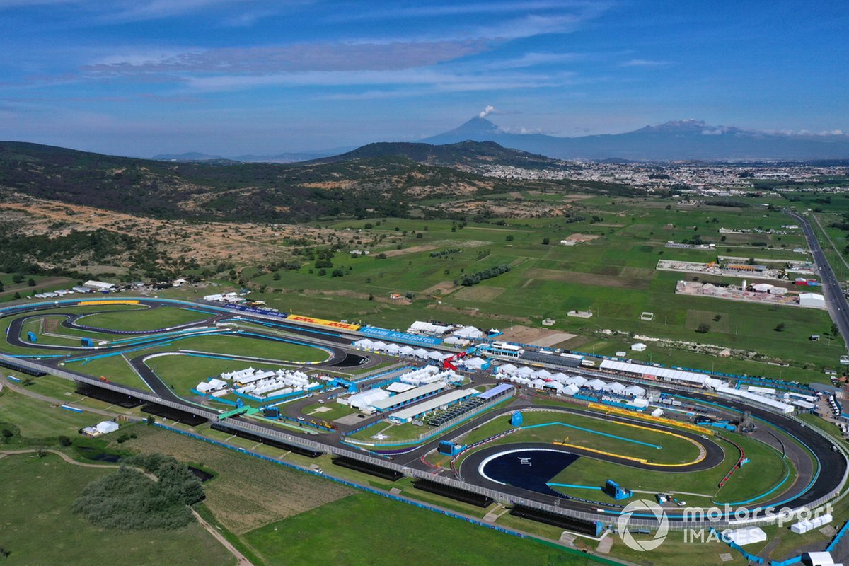 Vista aérea del Autódromo Miguel E. Abed