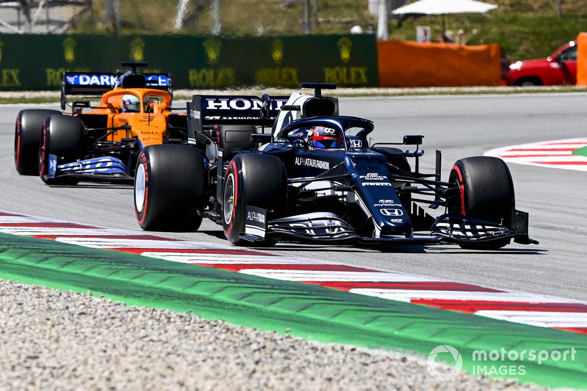 Yuki Tsunoda, AlphaTauri AT02, Daniel Ricciardo, McLaren MCL35M