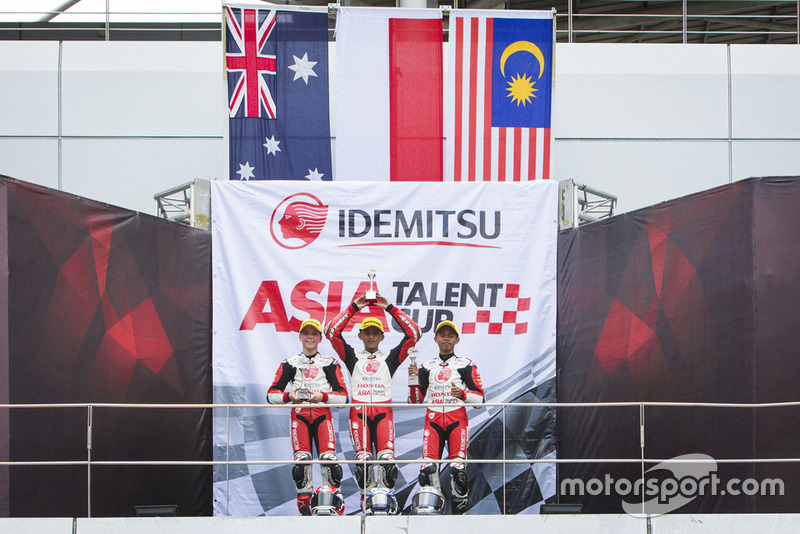 Podium: Bill Van Eerde, Mario Suryo Aji, Danial Sharil