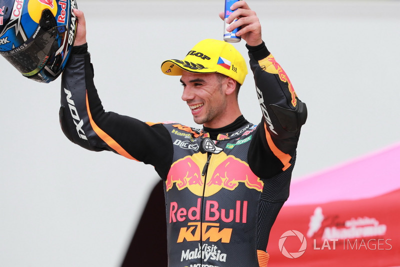 Podio: il vincitore della gara Miguel Oliveira, Red Bull KTM Ajo