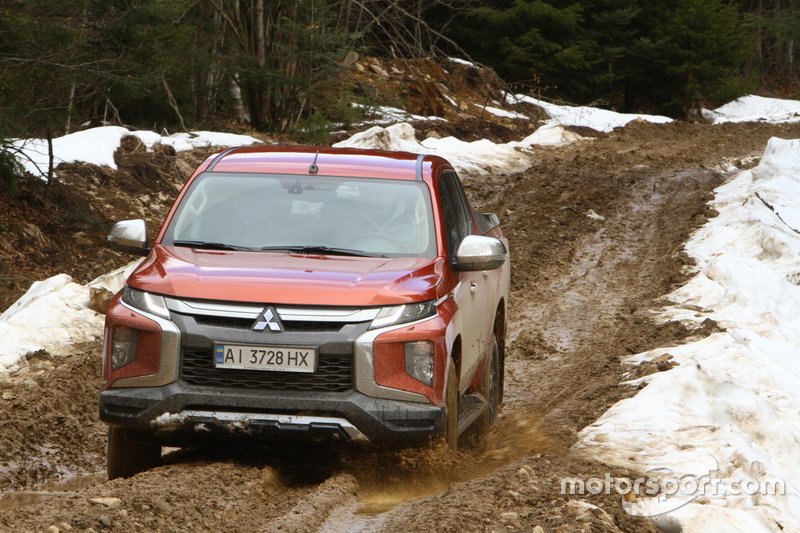 Mitsubishi L200
