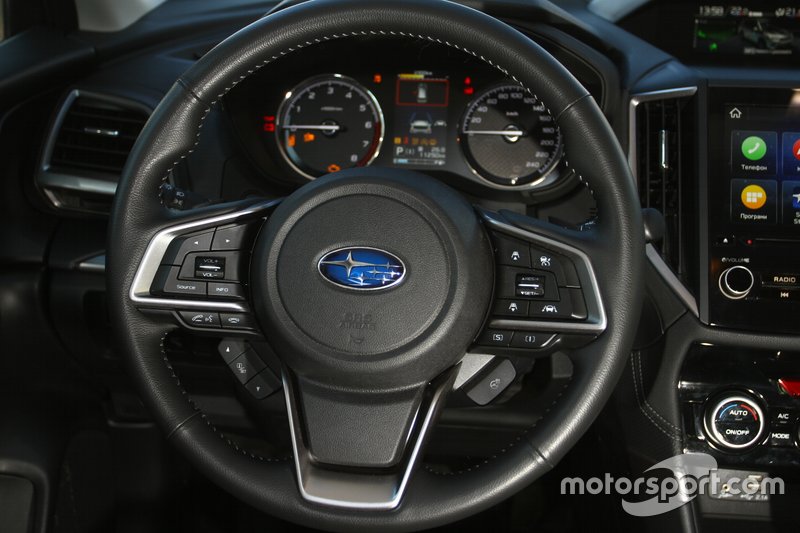 Усі нові Subaru Forester оснащенні підігрівом керма...