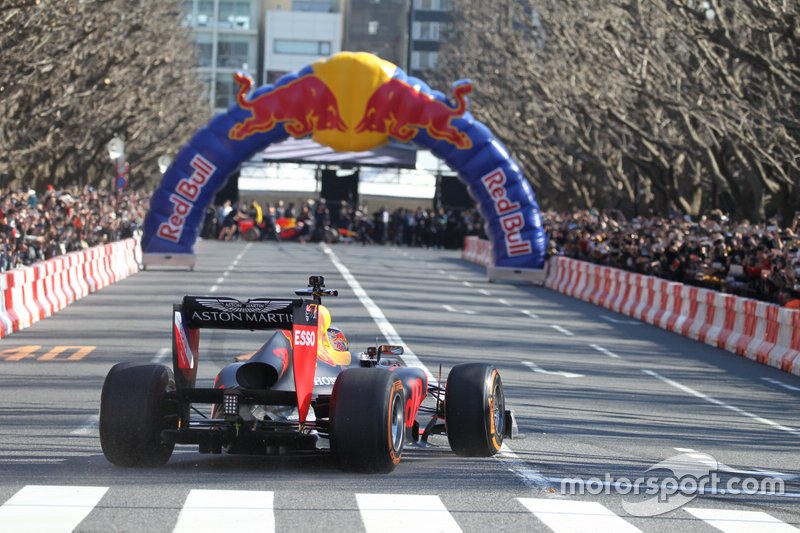 Red Bull Tokyo Gösteri Sürüşü