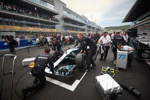 Valtteri Bottas, Mercedes AMG F1, in griglia di partenza