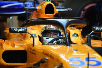 Carlos Sainz Jr., McLaren MCL33 Carlos Sainz Jr., McLaren MCL33