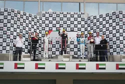 منصة تتويج السباق 13، الفورمولا 4 الإماراتية