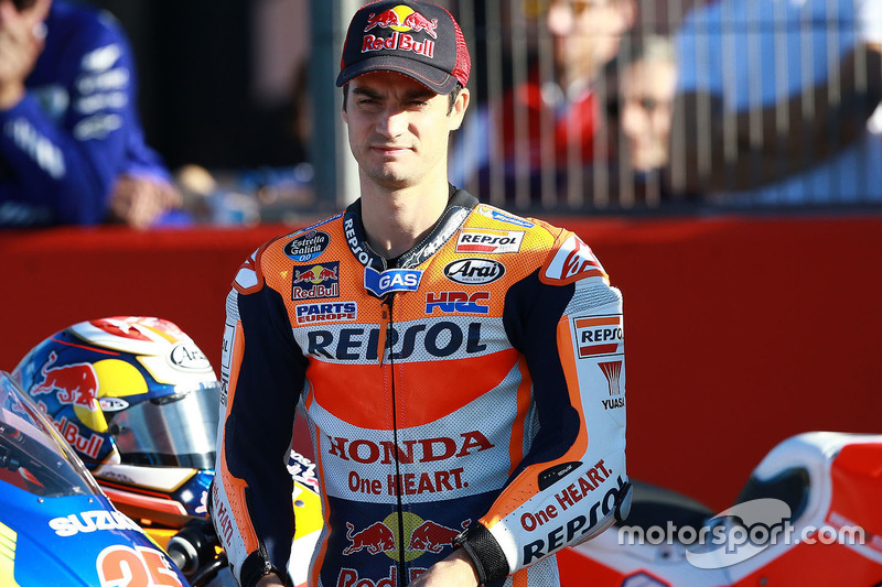 Pedrosa de retour dans le paddock