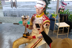 Pemenang Race 1: Danial Frost
