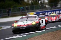 #91 Porsche Team Porsche 911 RSR: Richard Lietz, Frédéric Makowiecki