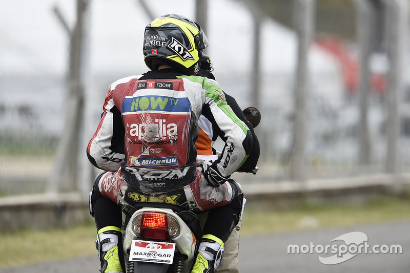 Aleix Espargaro, Aprilia Racing Team Gresini, after crash