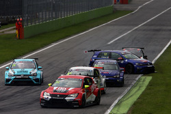 Pepe Oriola, Lukoil Craft-Bamboo Racing, SEAT León TCR, Gianni Morbidelli, West Coast Racing, Volksw