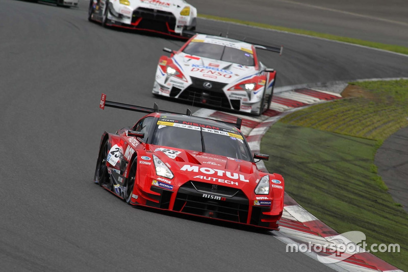 #23 MOTUL AUTECH GT-R