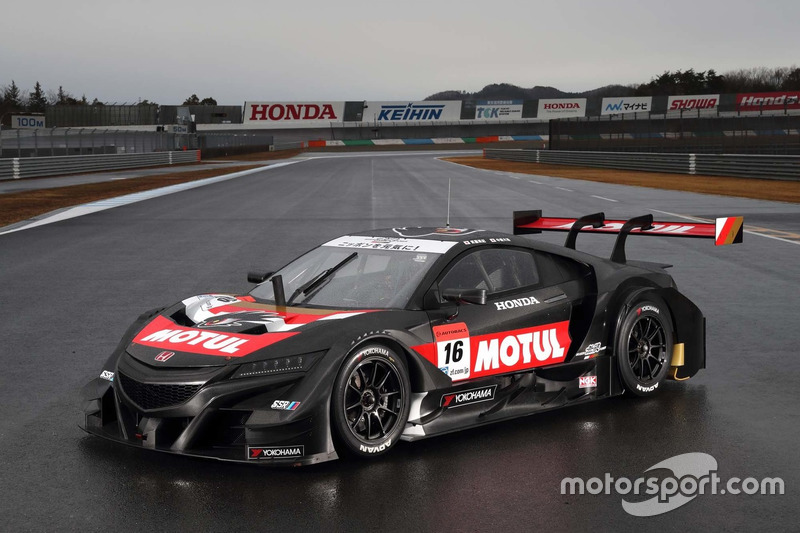 #16 チーム無限　NSX-GT